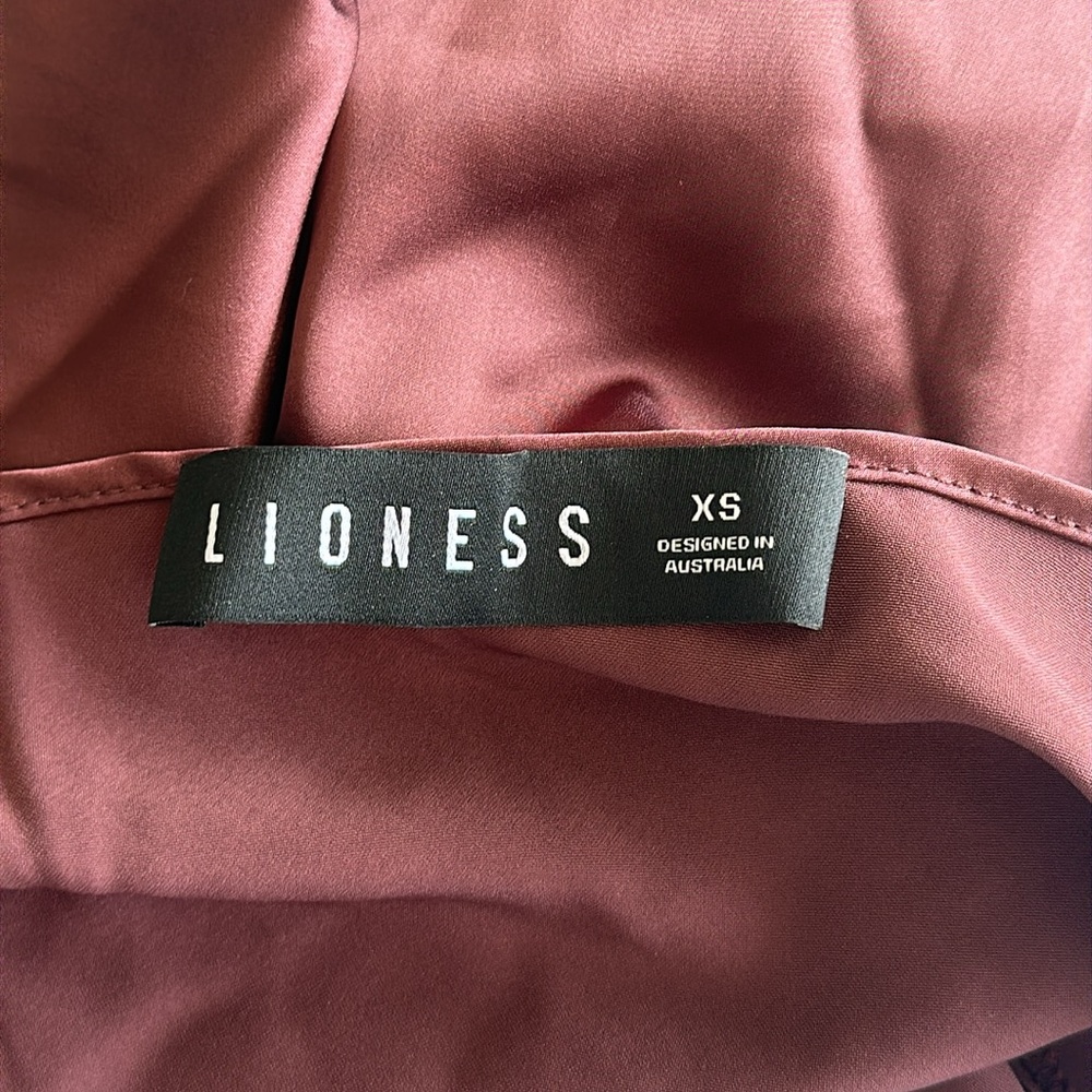 Revolve Lioness Top - Picture 5 of 5